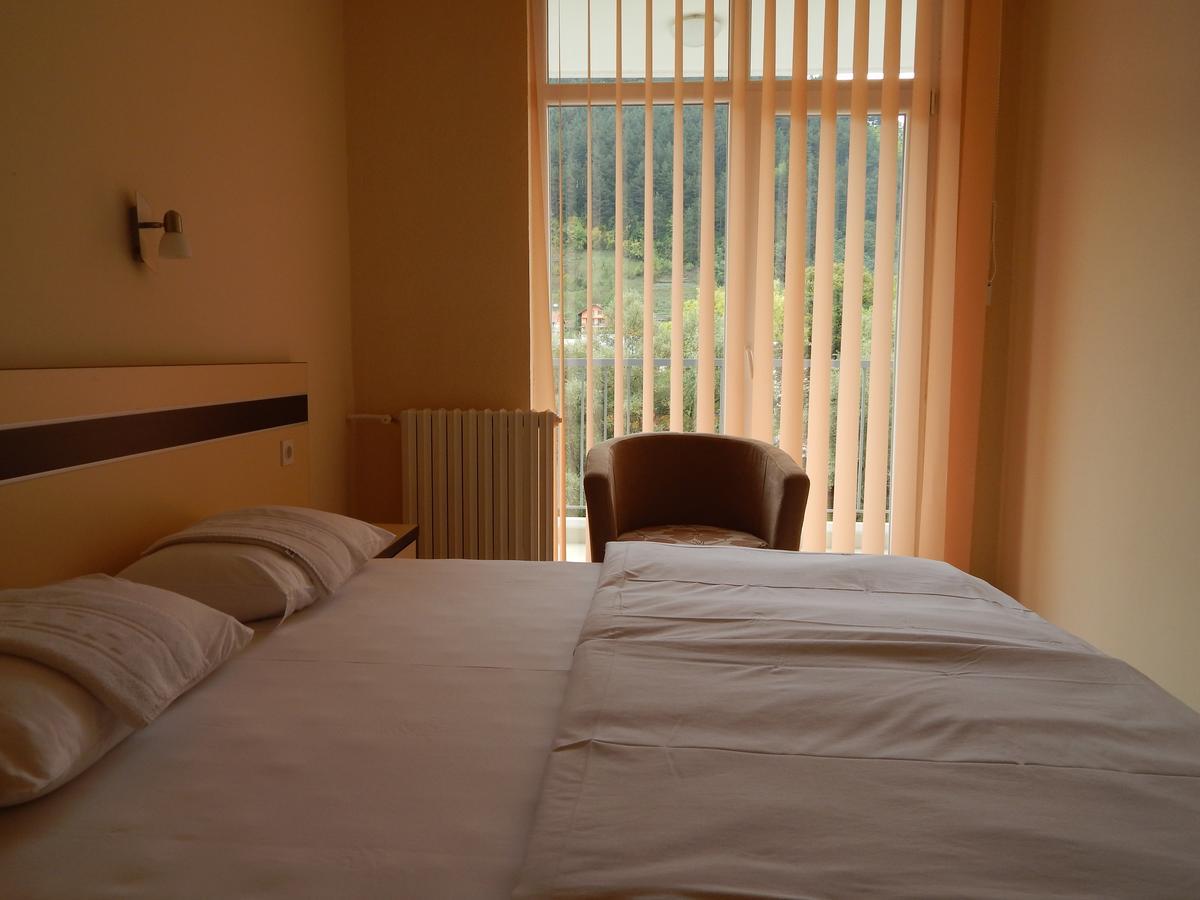 Hotel Zelengora Фоча Екстериор снимка
